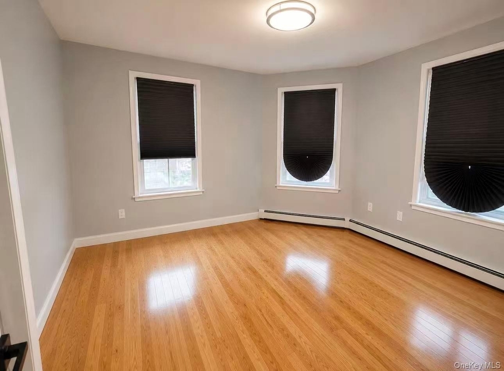 8753 95th Street - Photo 5