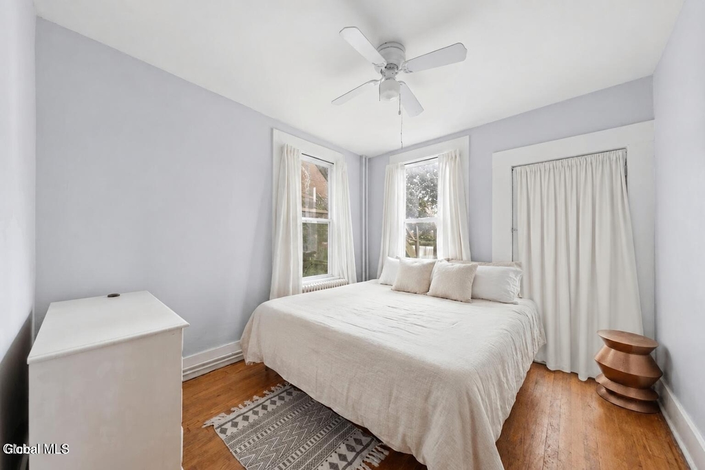 688 Myrtle Avenue - Photo 28