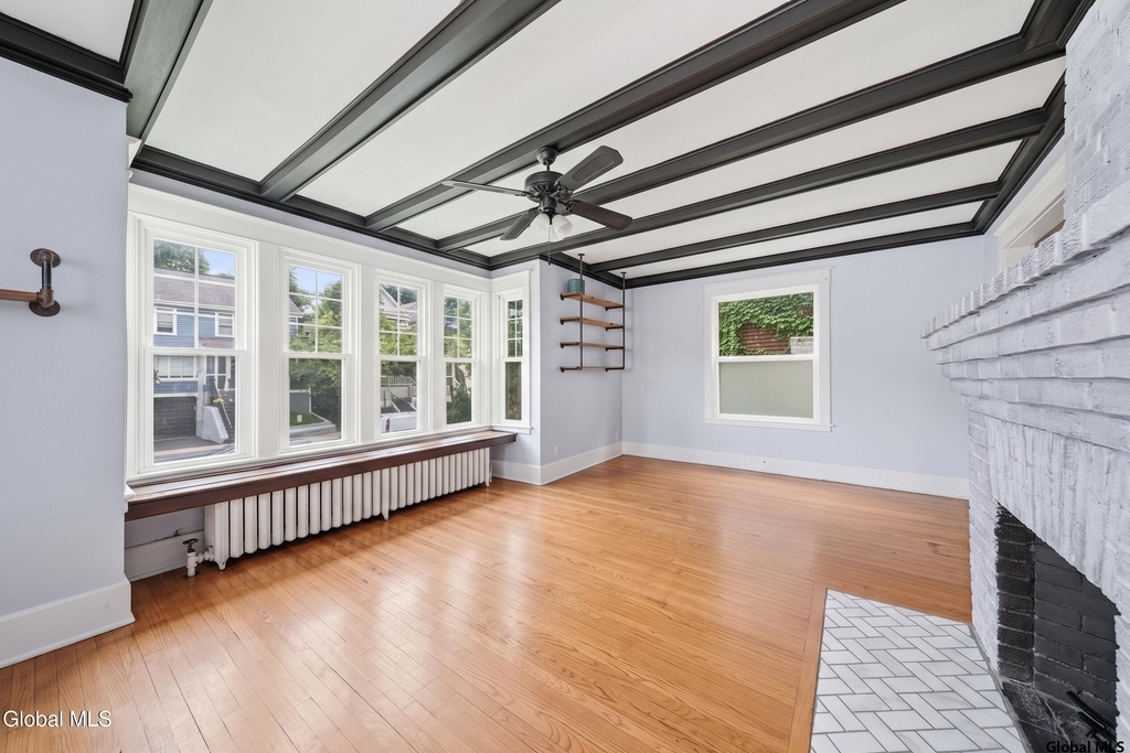 688 Myrtle Avenue - Photo 21