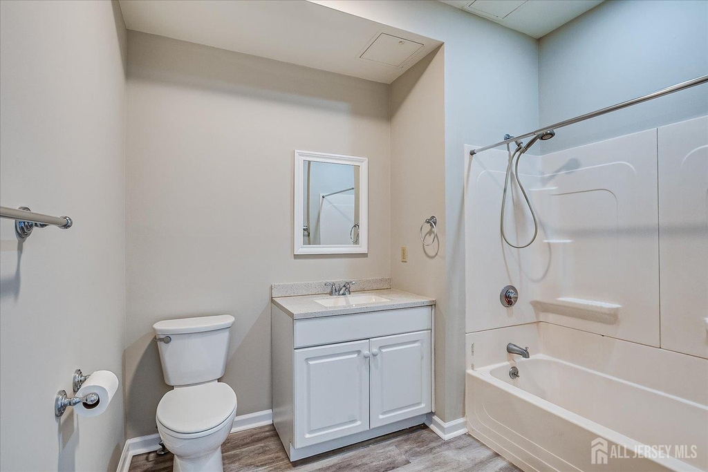 160 Durham Avenue - Photo 15