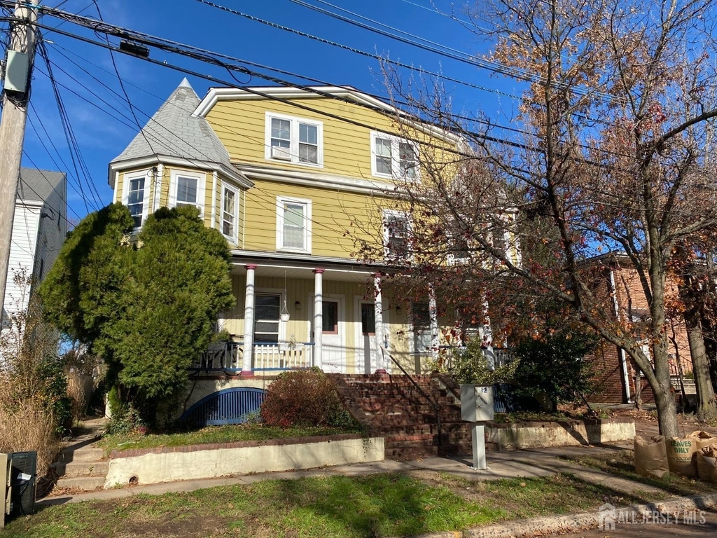 237 Montgomery Street - Photo 0