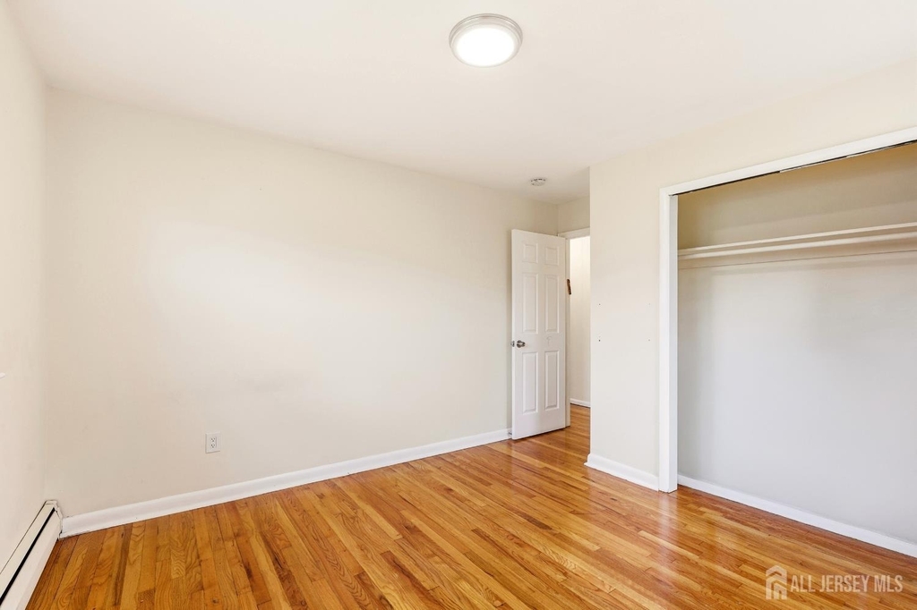 320 Suttons Lane - Photo 13