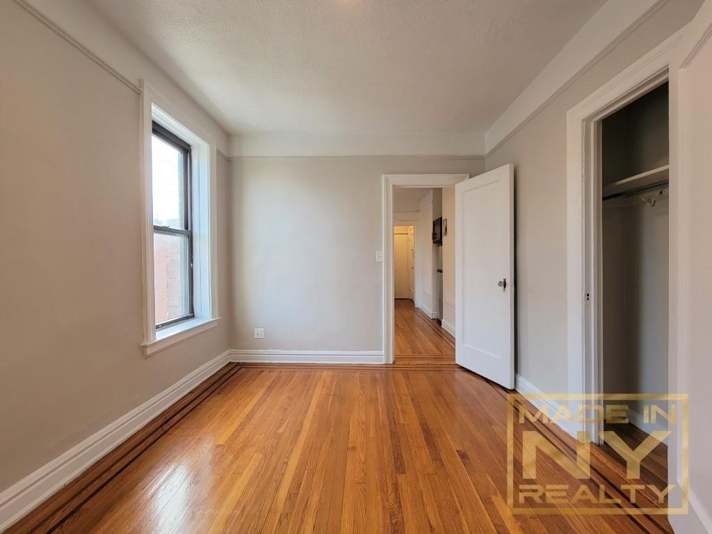 25-21 31st Avenue - Photo 5
