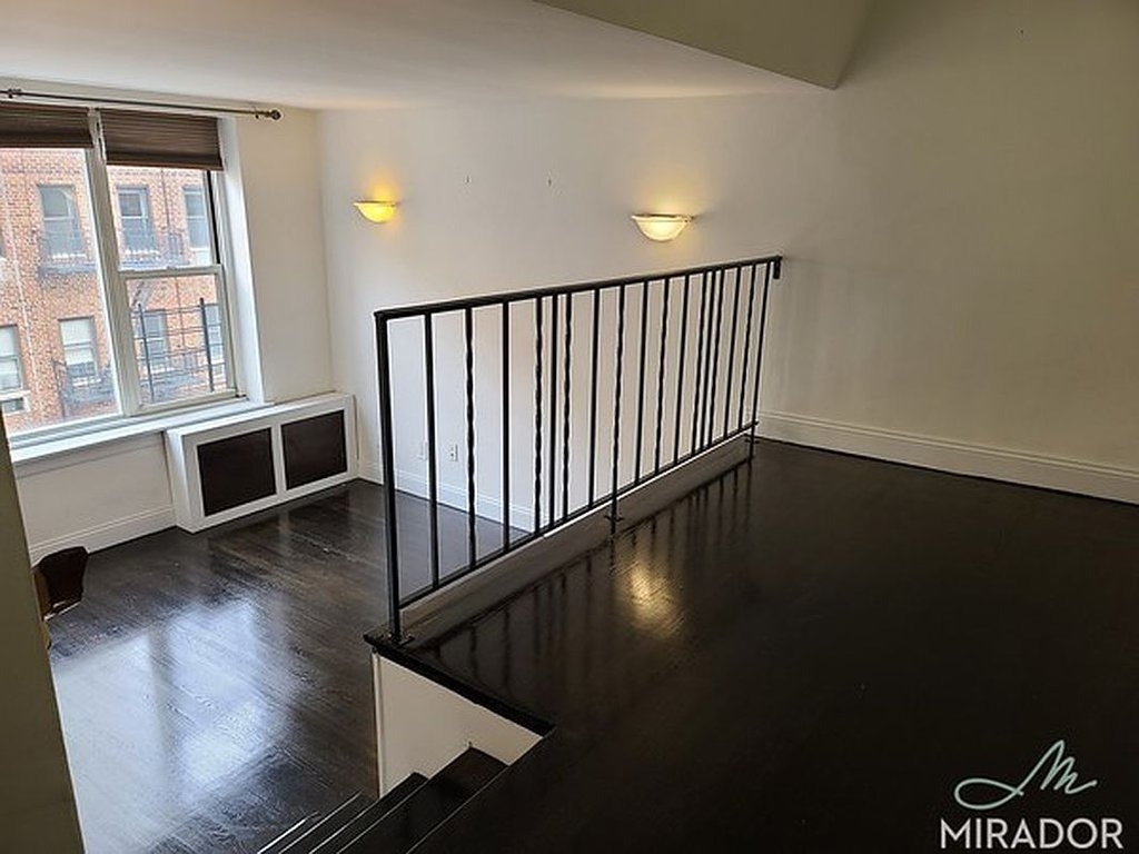 440 E 85th Street - Photo 1