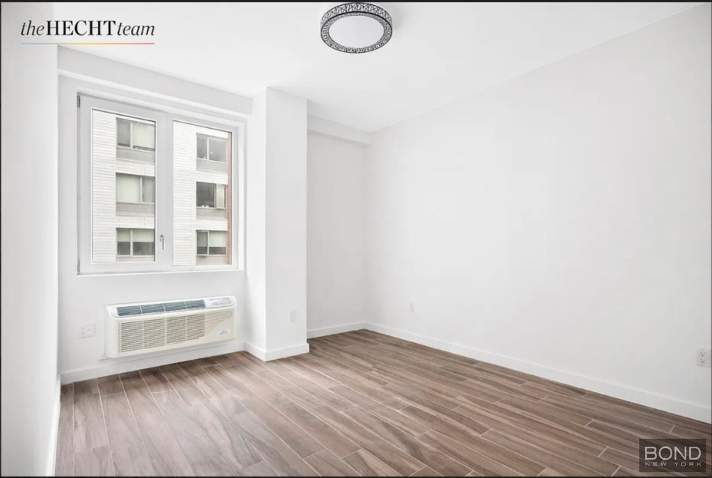 906 E New York Avenue - Photo 2