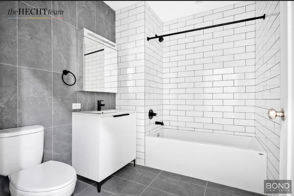 906 E New York Avenue - Photo 3