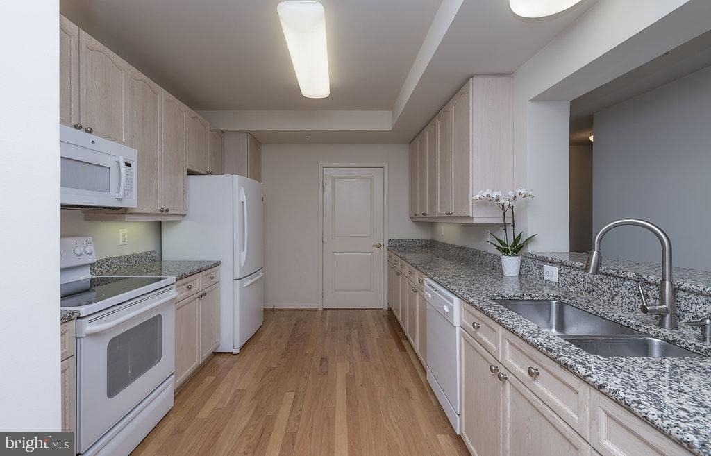 485 Harbor Side Street - Photo 8