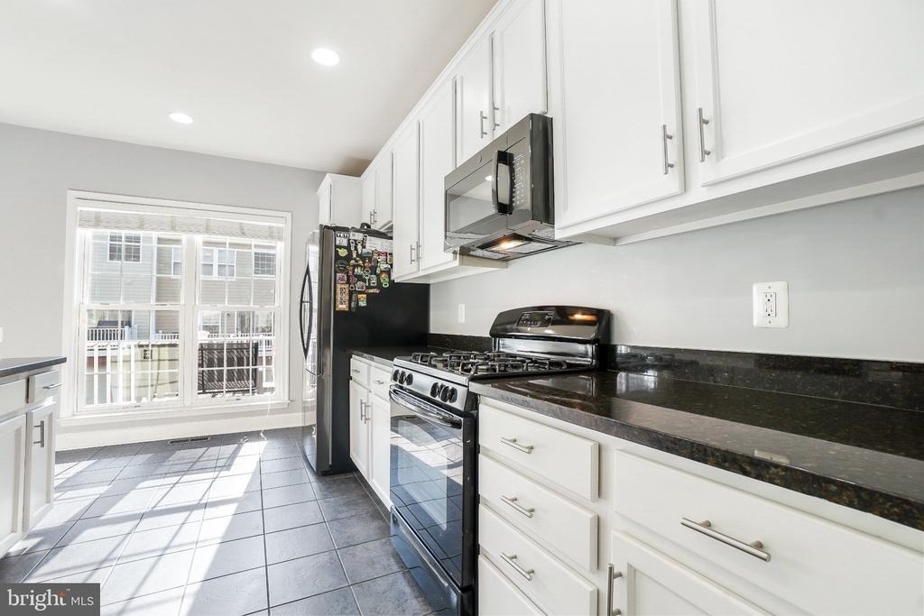 14899 Potomac Branch Drive - Photo 8
