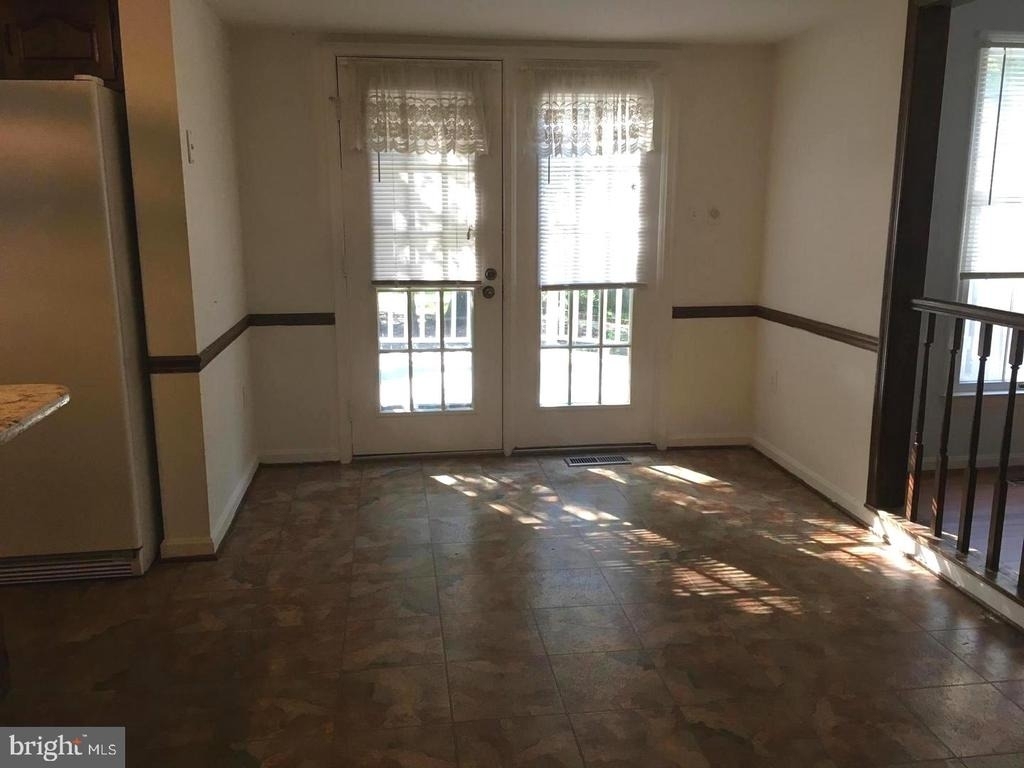 3875 Oriole Court - Photo 7