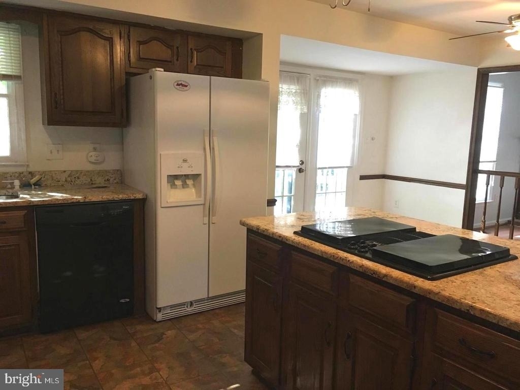 3875 Oriole Court - Photo 6