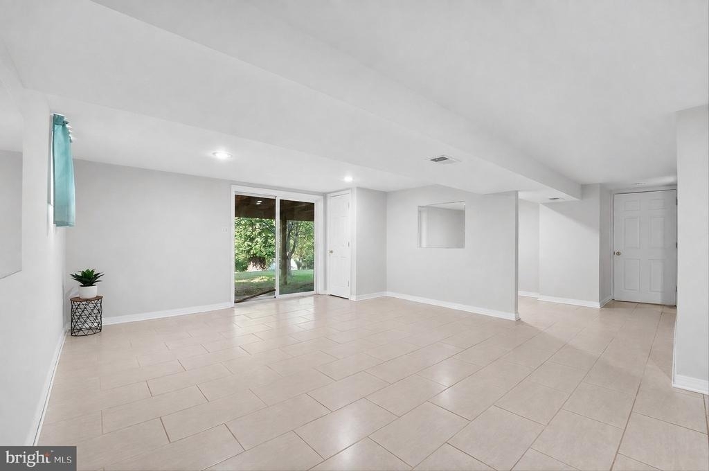 229 Cabbel Drive - Photo 25
