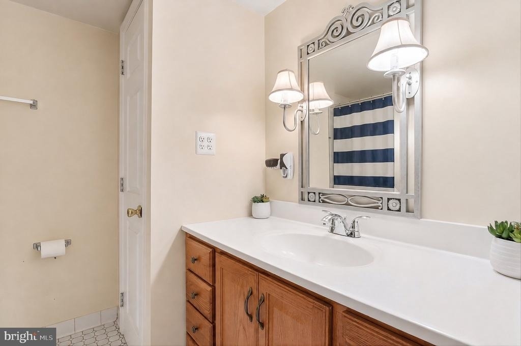 229 Cabbel Drive - Photo 34