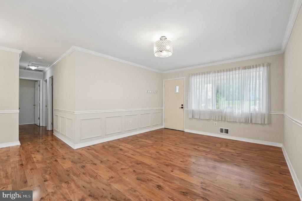 229 Cabbel Drive - Photo 9