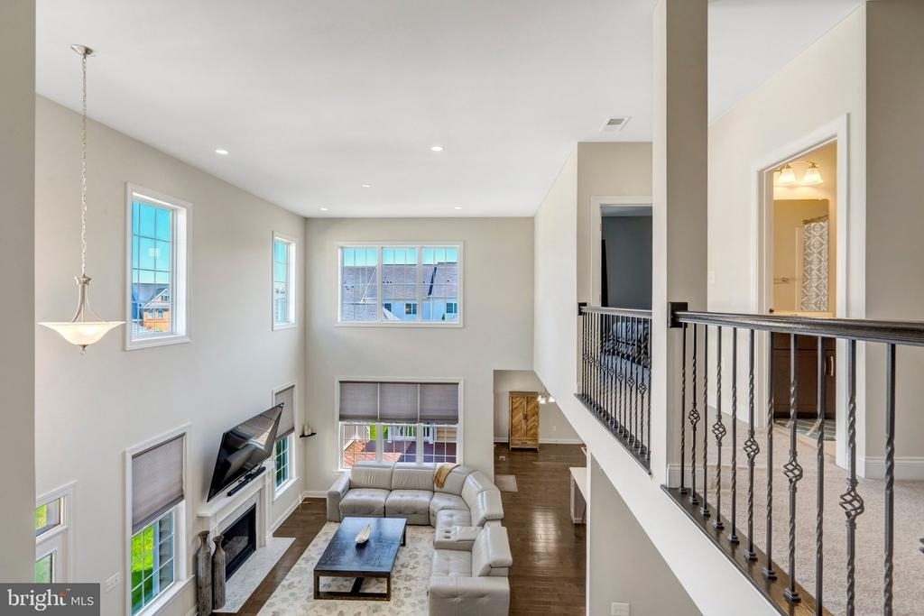 23311 Silcott Woods Terrace - Photo 33