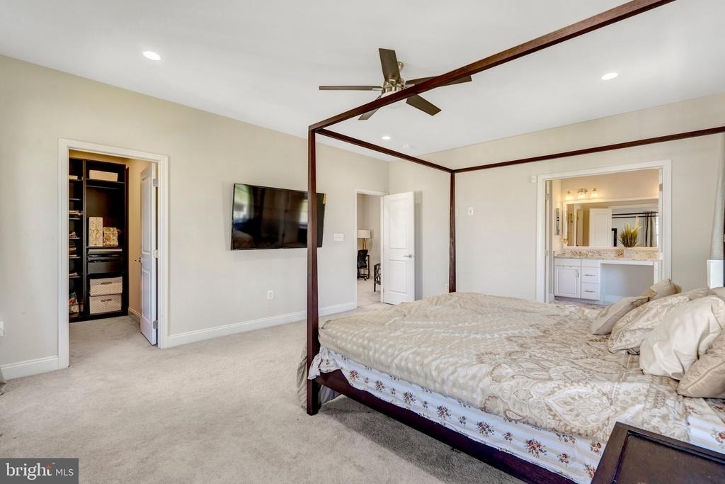 23311 Silcott Woods Terrace - Photo 36