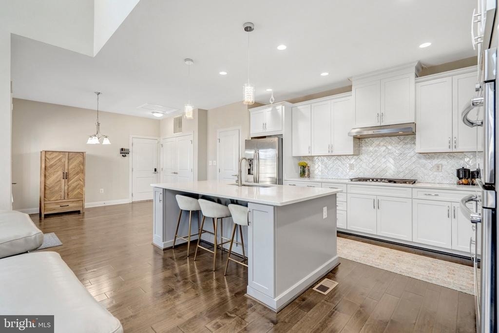 23311 Silcott Woods Terrace - Photo 6