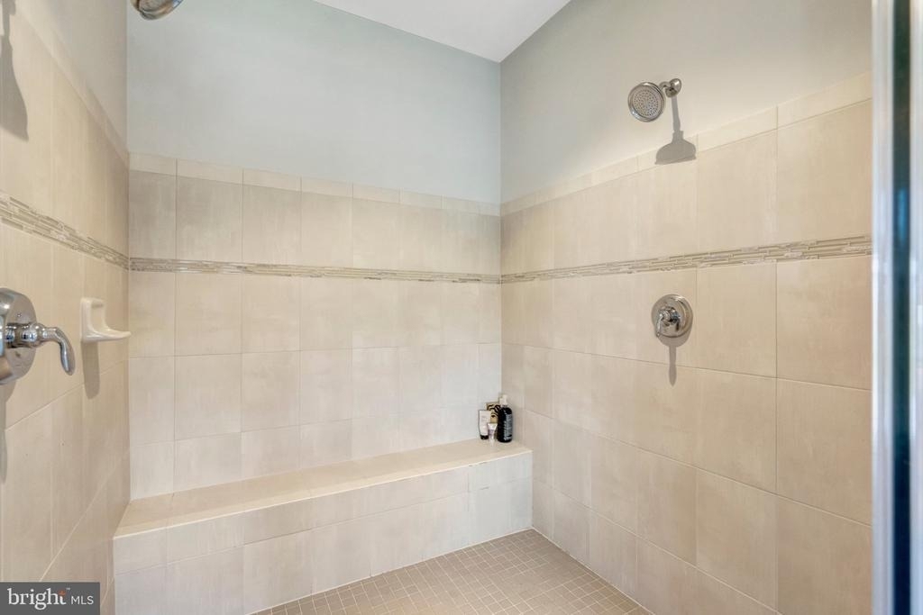 23311 Silcott Woods Terrace - Photo 39