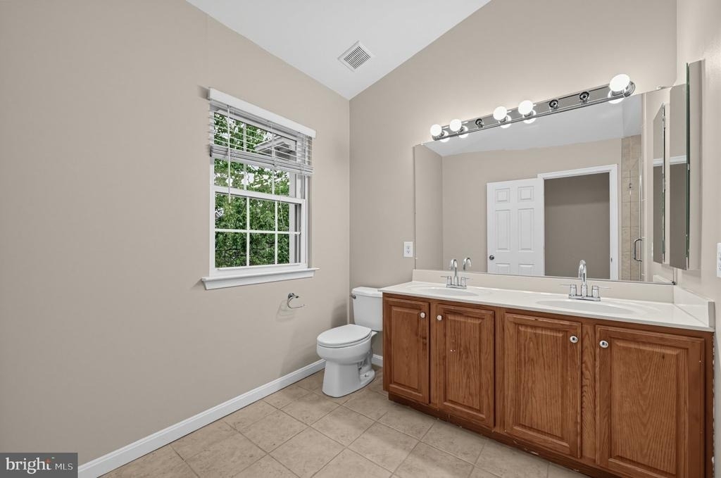 21588 Bankbarn Terrace - Photo 22