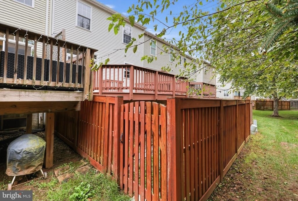 21588 Bankbarn Terrace - Photo 34