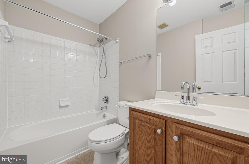 21588 Bankbarn Terrace - Photo 28