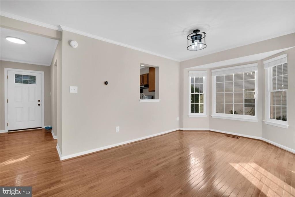 908 Smartts Lane Ne - Photo 9