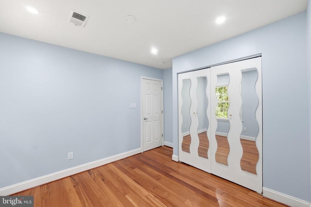 8562 Tyrolean Way - Photo 17