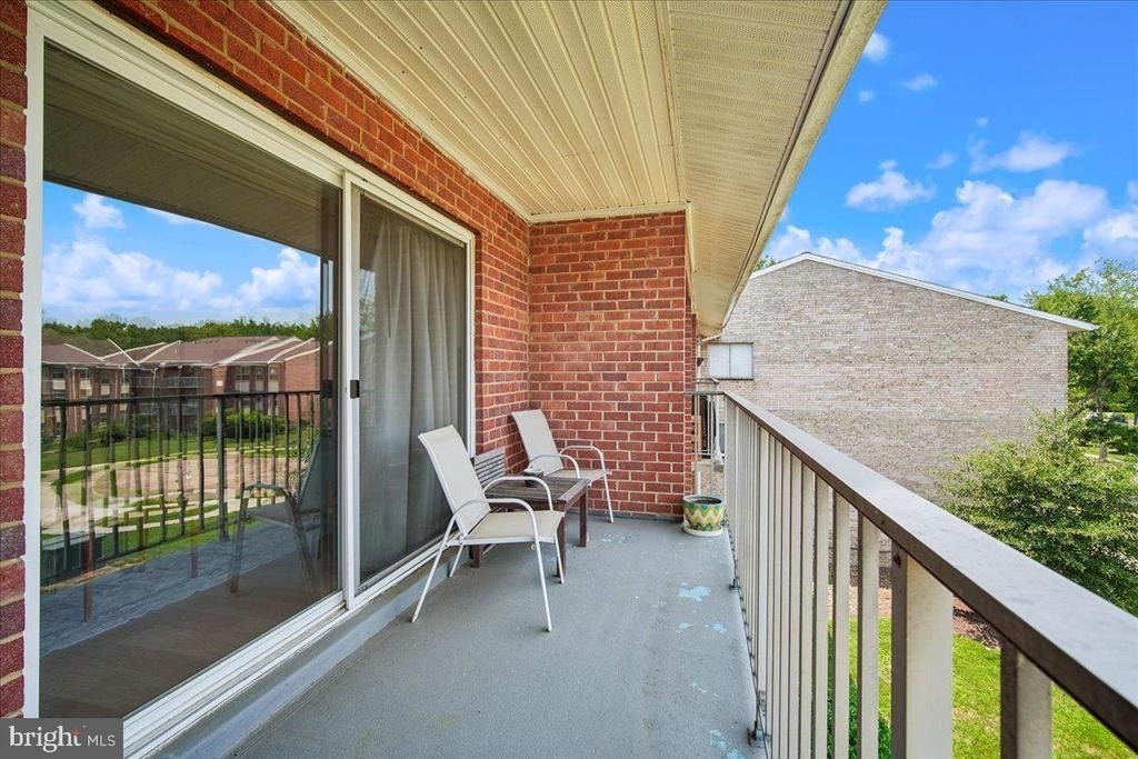 7990 Audubon Avenue - Photo 10