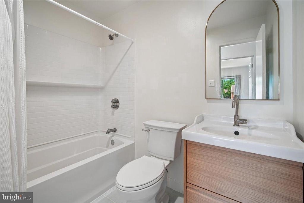 7990 Audubon Avenue - Photo 17