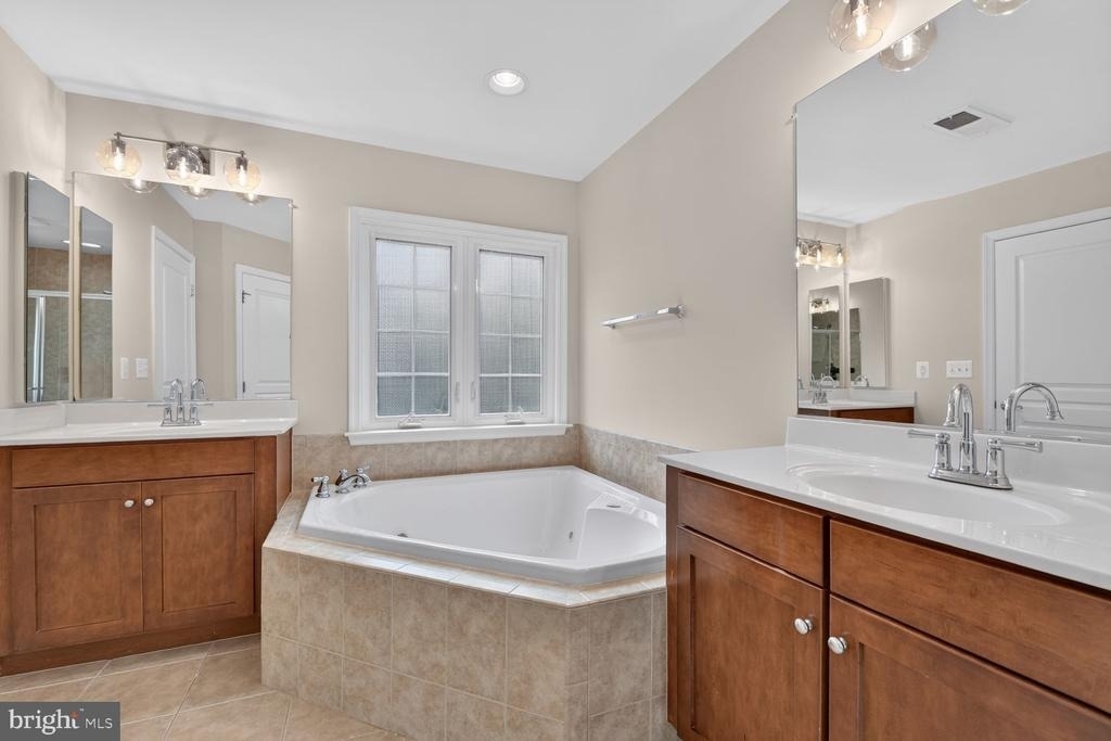 12285 Engelmann Oak Lane - Photo 17
