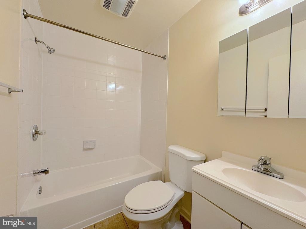 6802 Perry Penney Drive - Photo 20