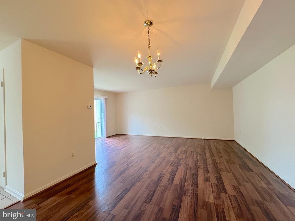 6802 Perry Penney Drive - Photo 8