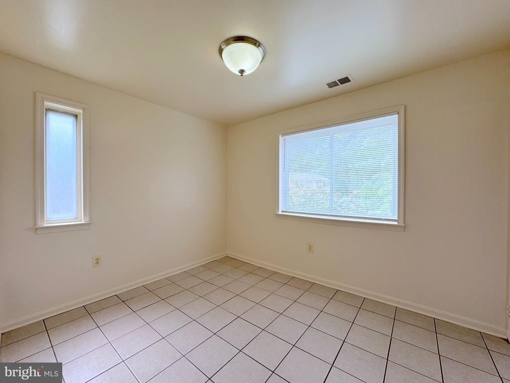 6802 Perry Penney Drive - Photo 3