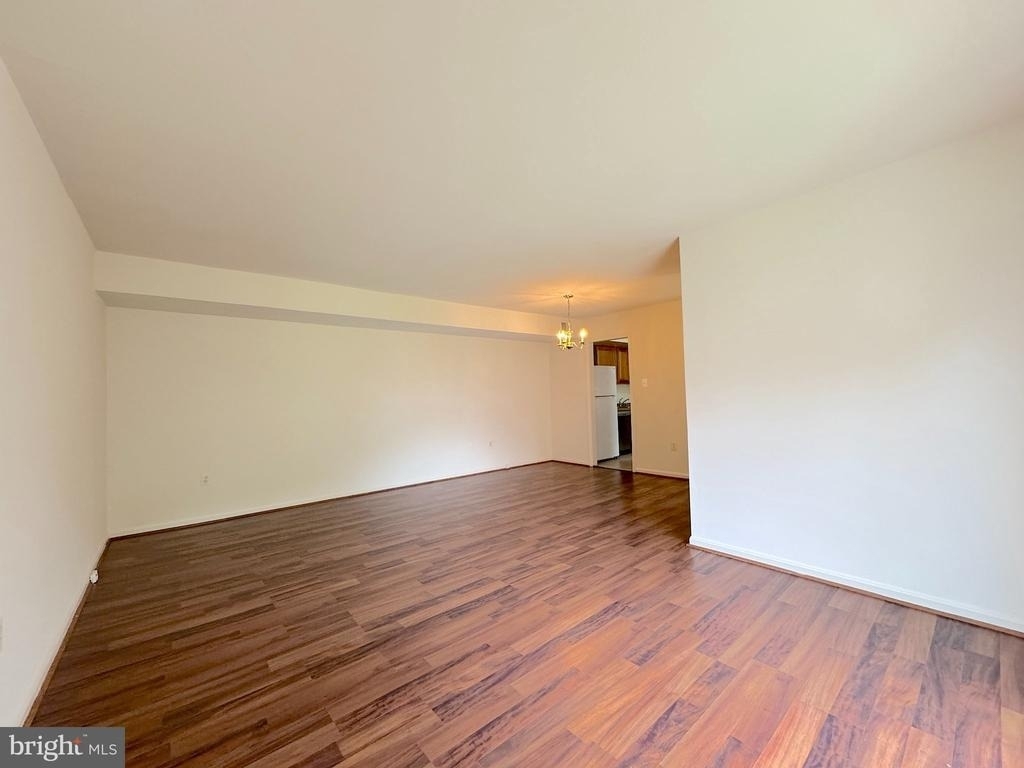 6802 Perry Penney Drive - Photo 11