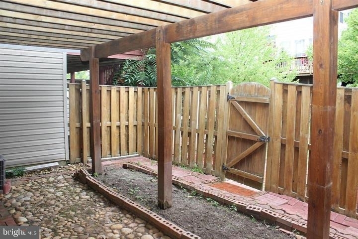 2555 Chase Wellesley Drive - Photo 4