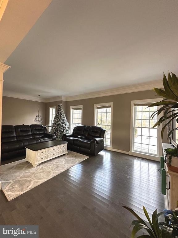 8441 Kirby Lionsdale Drive - Photo 3
