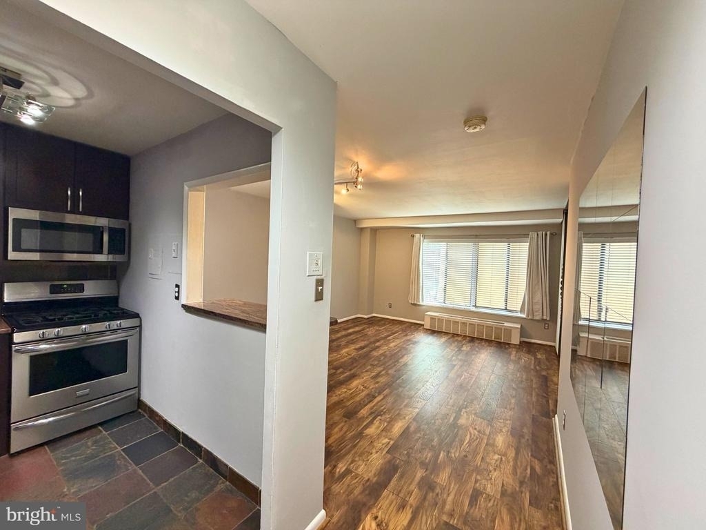6001 Arlington Boulevard - Photo 4