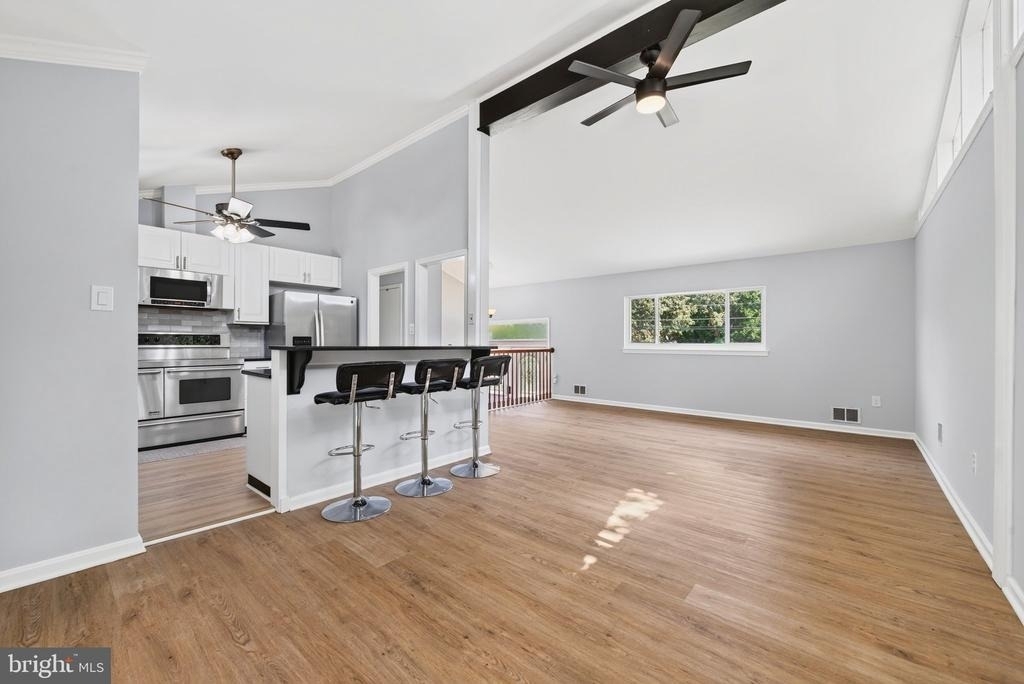 8110 Springfield Village Drive - Photo 10