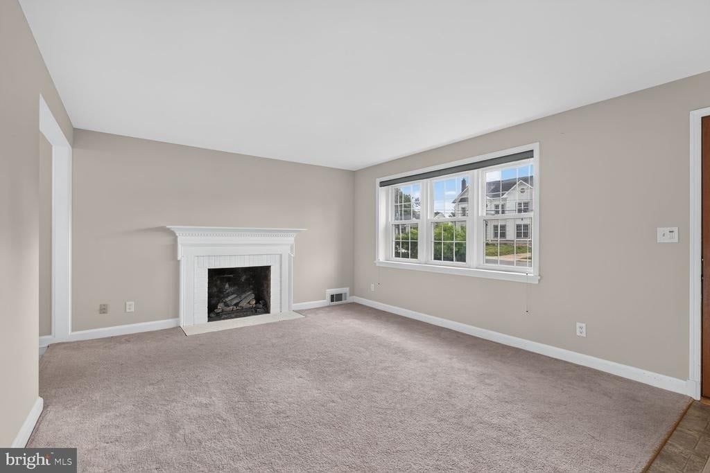 6015 Backlick Road - Photo 1