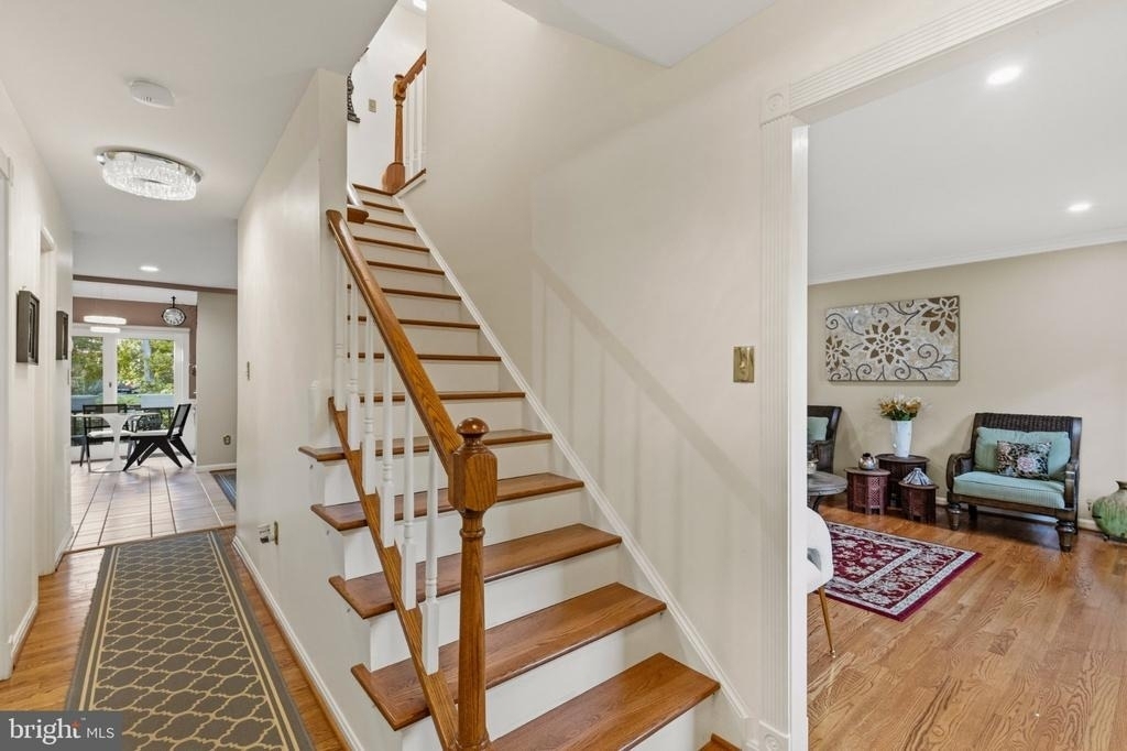 8715 Shadowlake Way - Photo 2