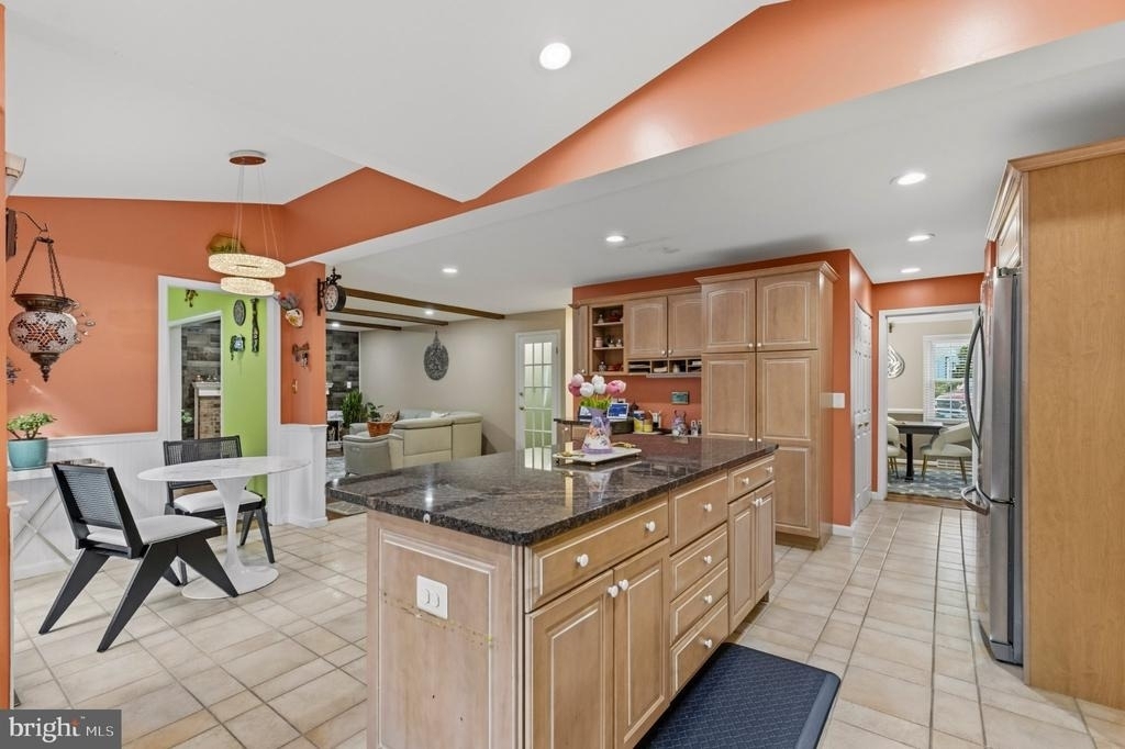 8715 Shadowlake Way - Photo 15
