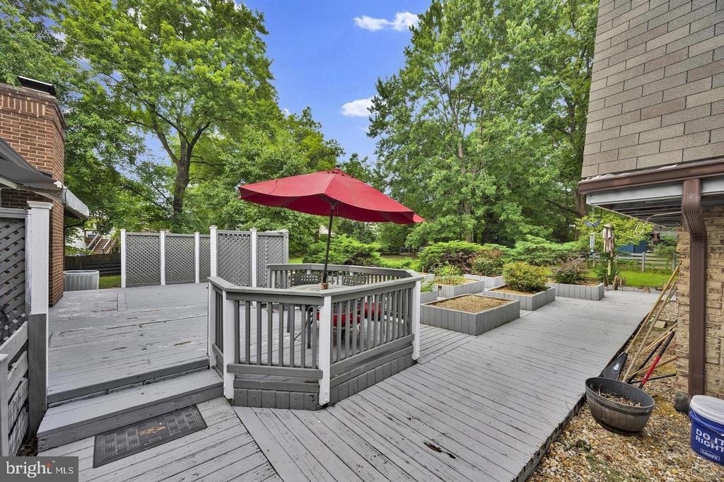 1002 Charlton Place - Photo 47