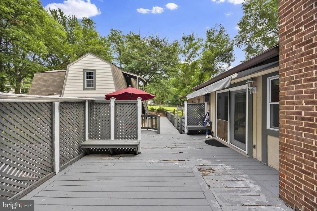 1002 Charlton Place - Photo 44