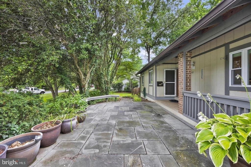 1002 Charlton Place - Photo 53