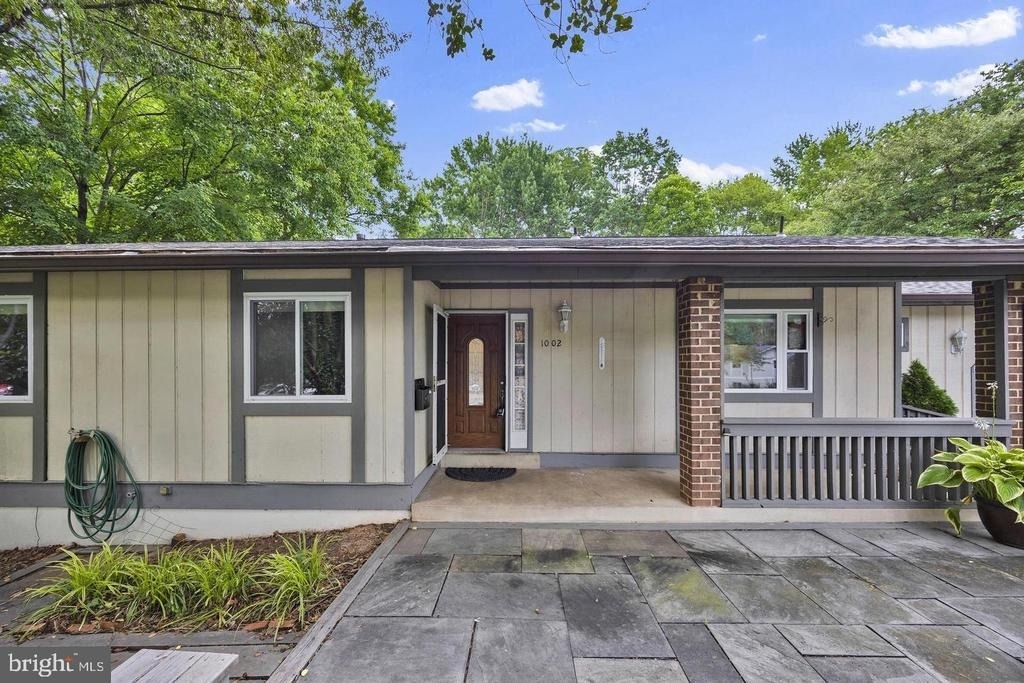 1002 Charlton Place - Photo 52