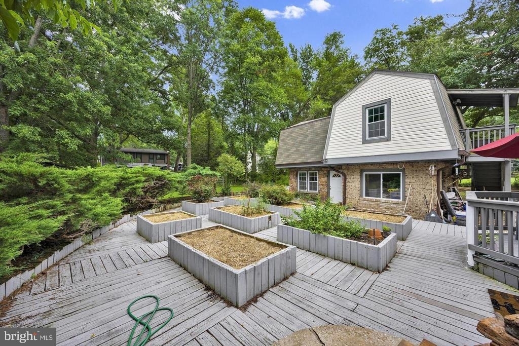 1002 Charlton Place - Photo 43