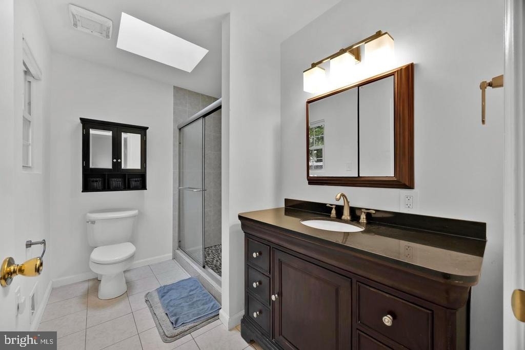 1002 Charlton Place - Photo 29
