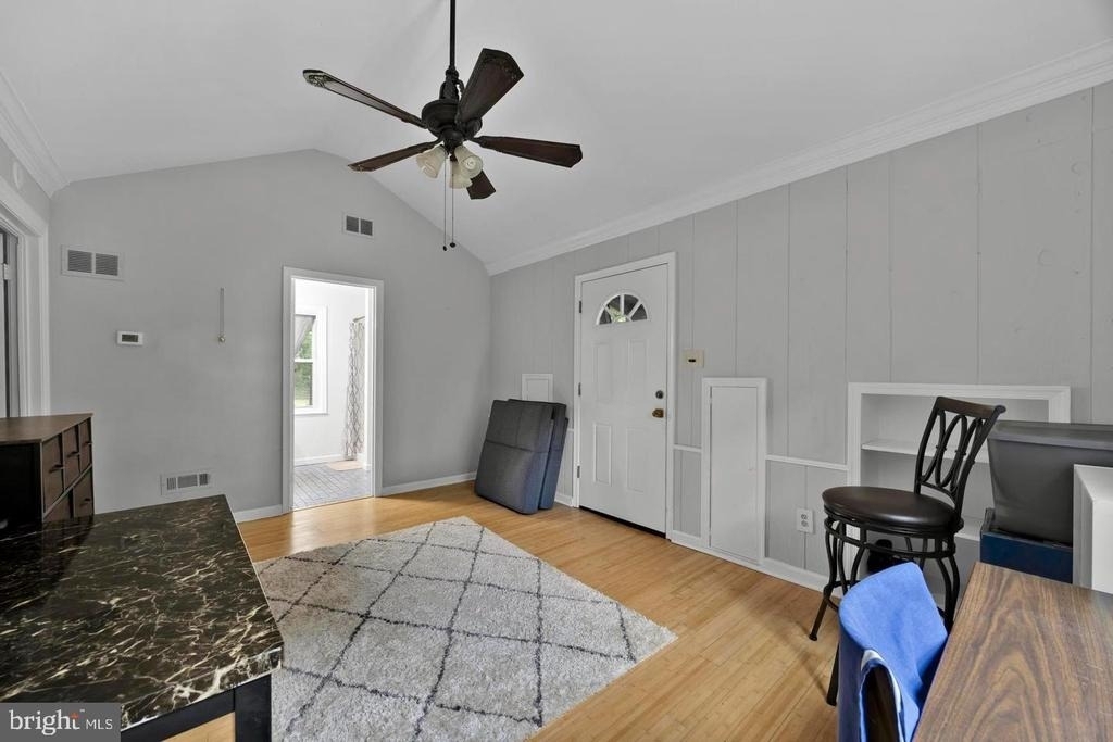 1002 Charlton Place - Photo 27