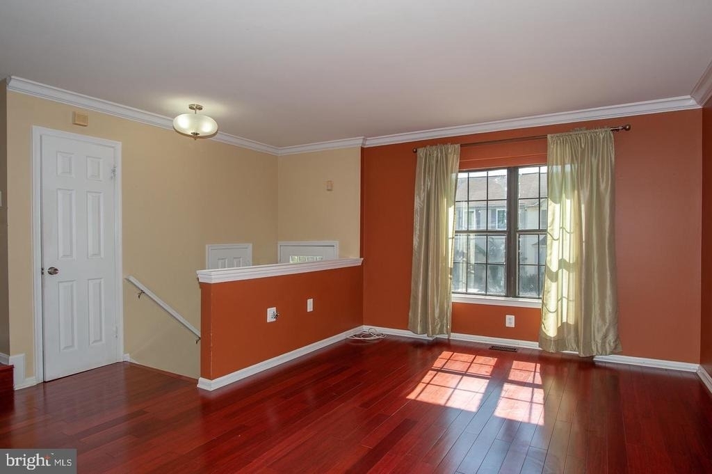 6158 Old Brentford Court - Photo 2