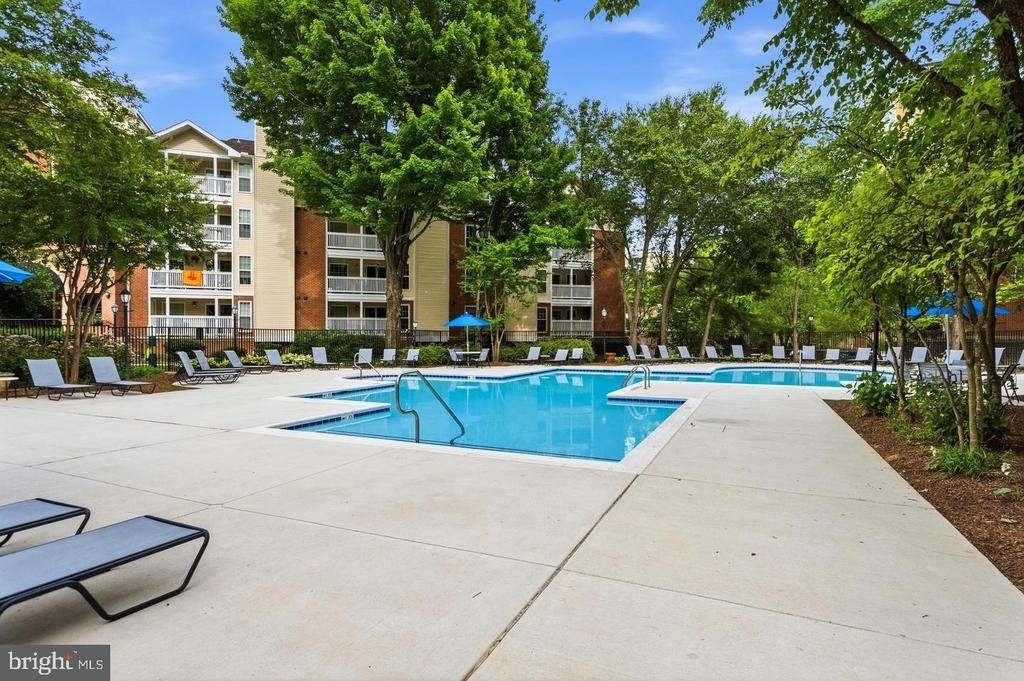 1521 Lincoln Way - Photo 22