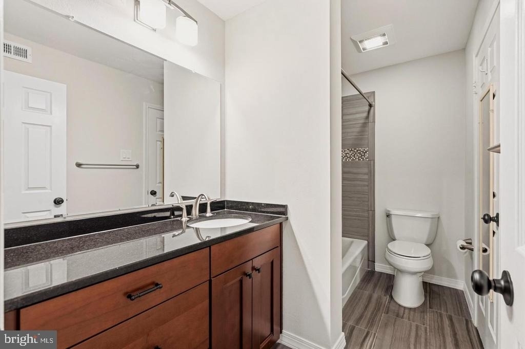 1521 Lincoln Way - Photo 12